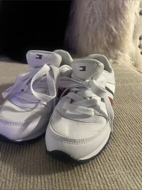 Tommy Hilfiger White Kids Sneakers with Red & Navy Stripes